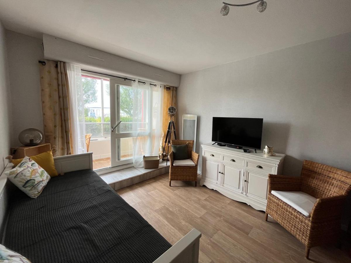 L'Escale Ensoleillee, 2 Pieces Sur Le Port Proche Juno Beach Courseulles-sur-Mer Ngoại thất bức ảnh